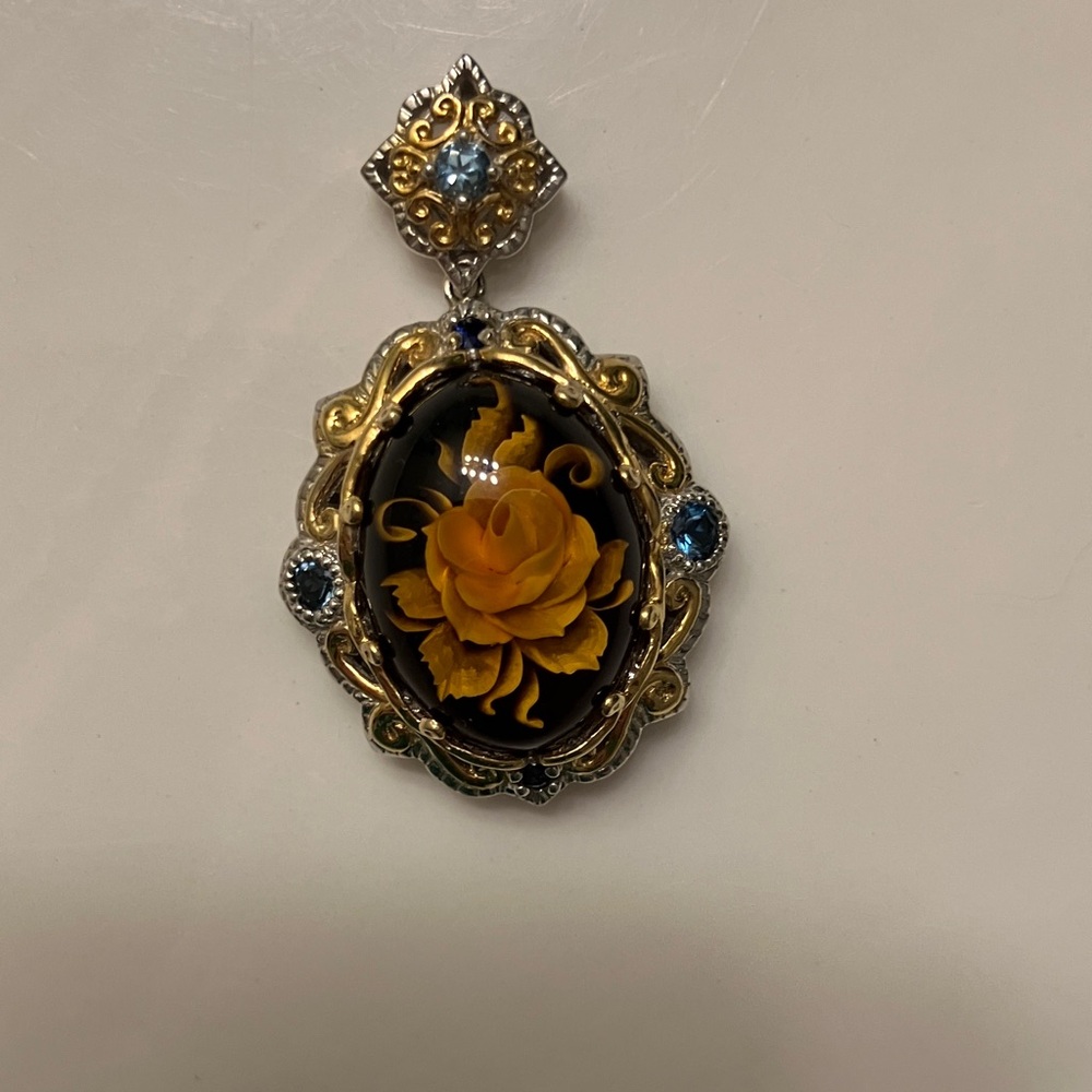 Michael Valitutti Amber Rose Pendant